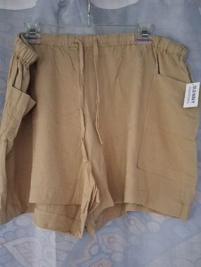 NWT Old Navy Women's Khaki Cargo Drawstring Shorts Size XL